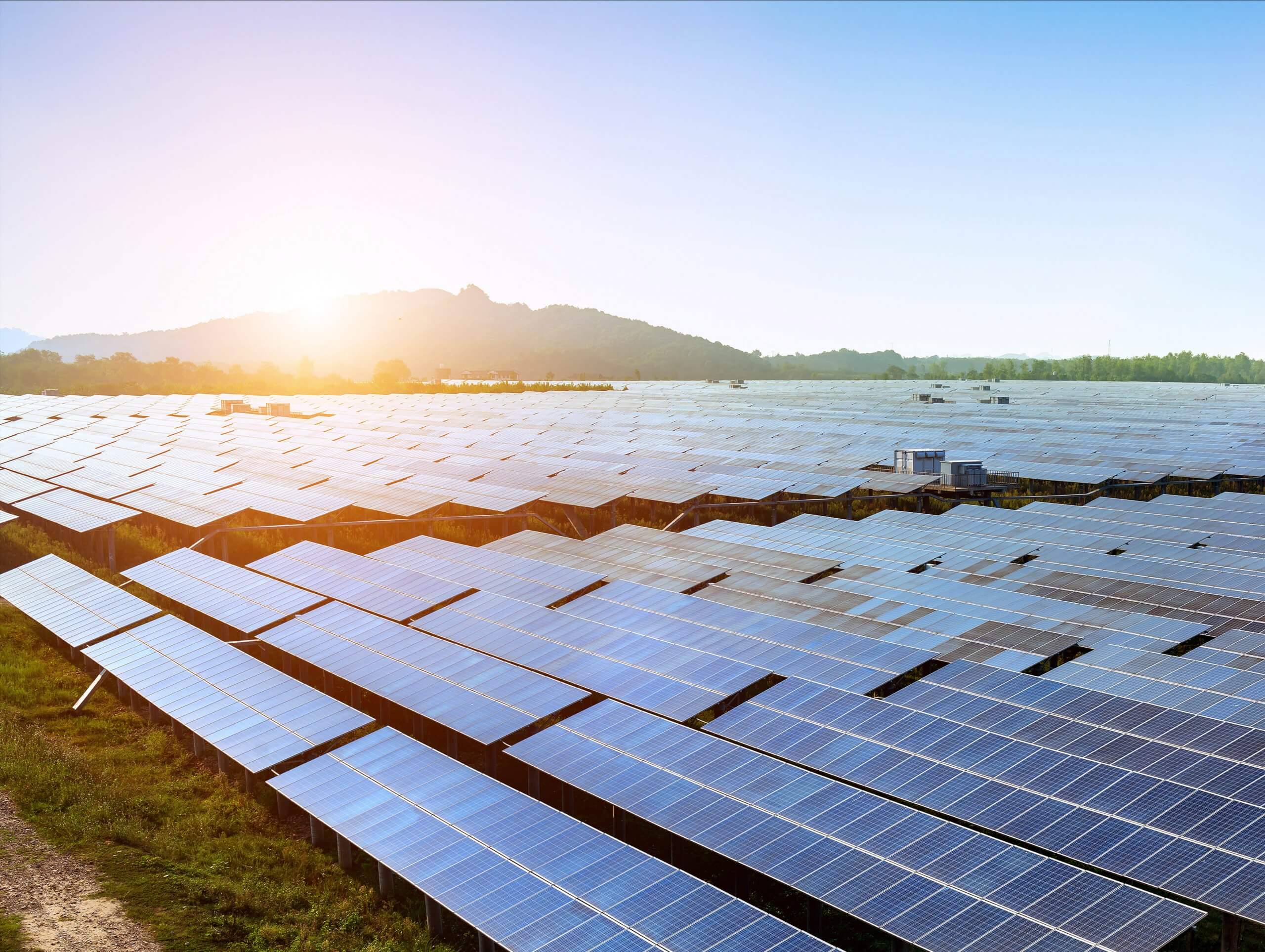Investimentos em energia solar para empresas somam R$ 32 bilhões no Brasil