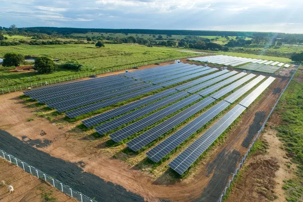 Expansão das Energias Renováveis: Brasil conta com mais de 5 mil fazendas solares em plena operação