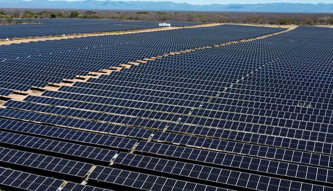 Energia solar – usinas centralizadas ultrapassam os 5% na matriz elétrica brasileira, com 10,4 GW instalados Energia solar - usinas centralizadas ultrapassam os 5% na matriz elétrica brasileira, com 10,4 GW instalados