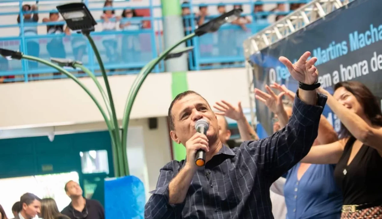 Escola-publica-e-a-1a-do-Recanto-das-Emas-a-receber-energia-solar-6 Escola-publica-e-a-1a-do-Recanto-das-Emas-a-receber-energia-solar-6