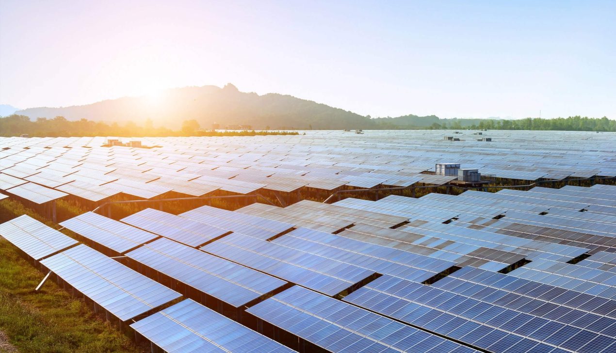 Large area of solar panels In the evening, when the solar panels