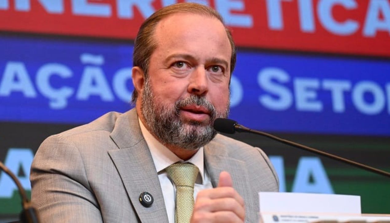 Ministro de Minas e Energia Ministro de Minas e Energia