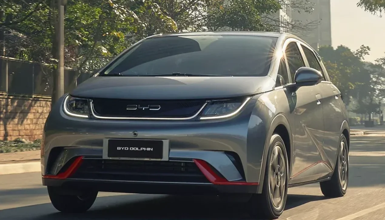 byd-dolphin