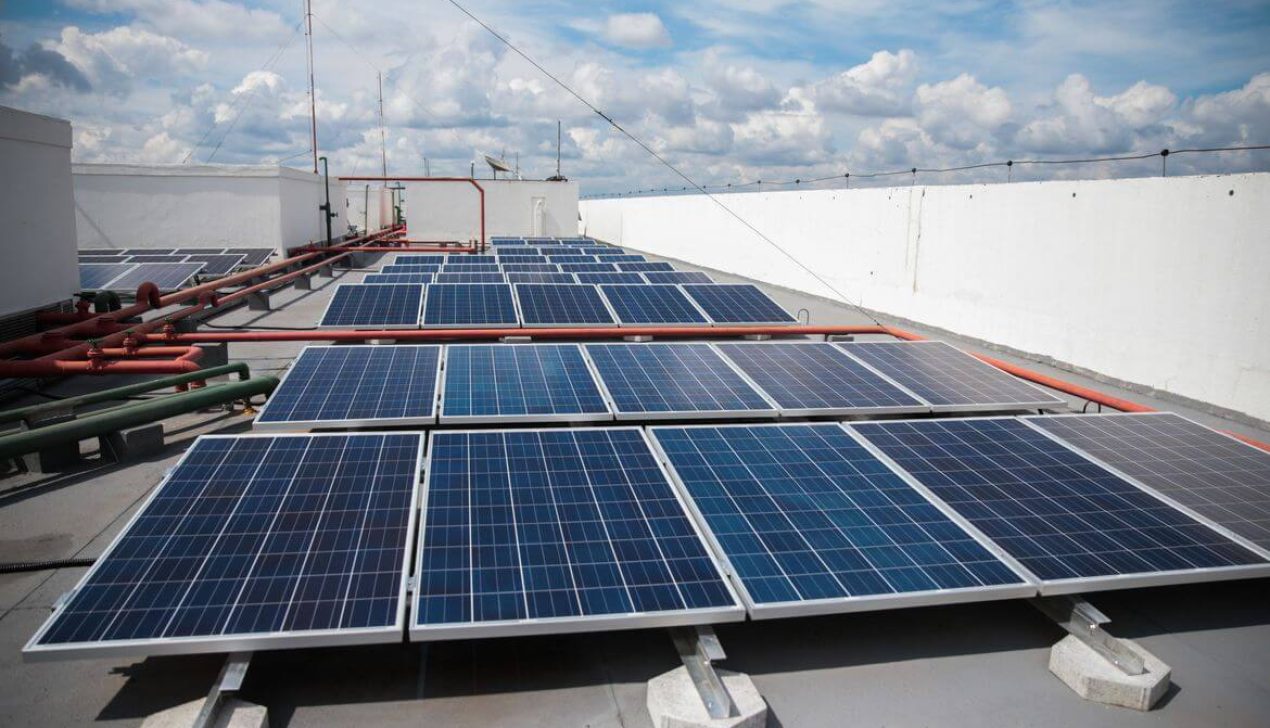 São Paulo lidera a geração de energia solar no Brasil e recebe mais de R$ 14,3 bilhões em investimentos São Paulo lidera a geração de energia solar no Brasil e recebe mais de R$ 14,3 bilhões em investimentos