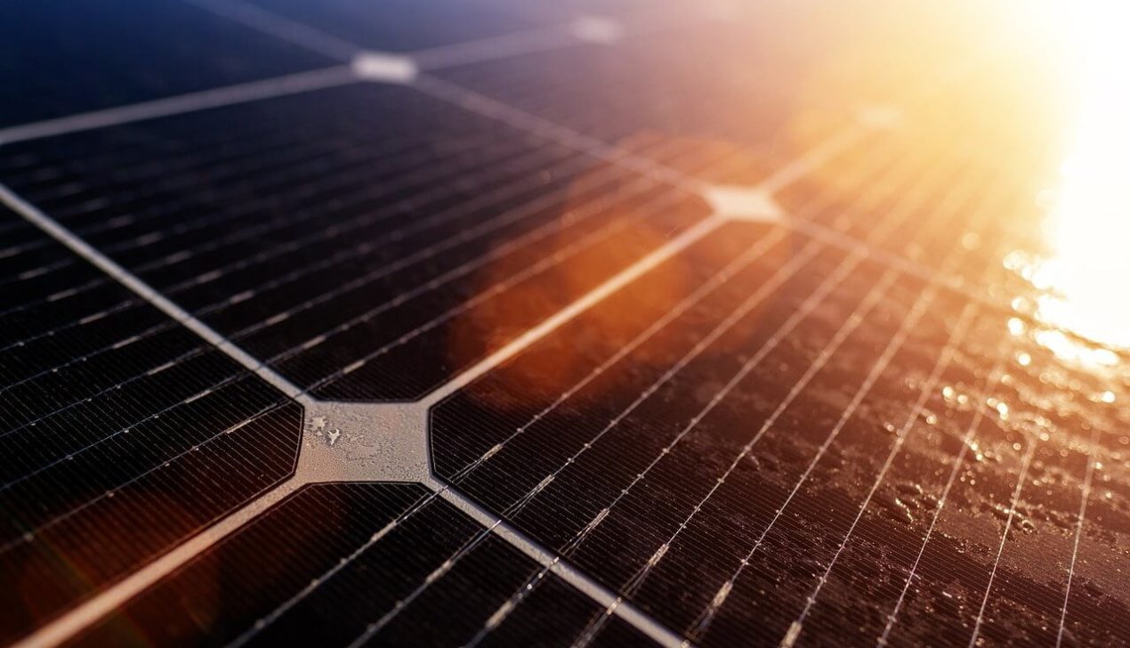 solar-cell-g0b240e9a0_1280 solar-cell-g0b240e9a0_1280